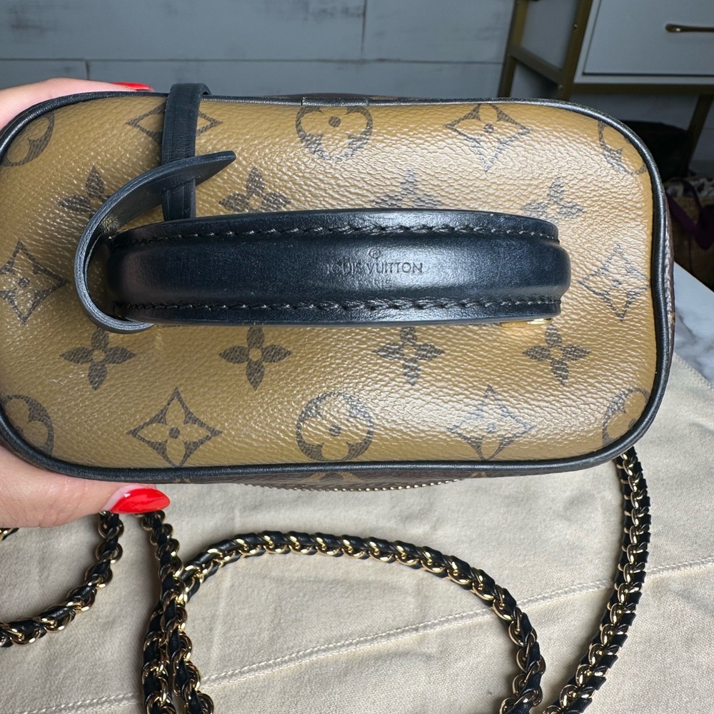 SOLD ❌ Louis Vuitton Reverse Monogram Vanity PM - Picture 9 of 13